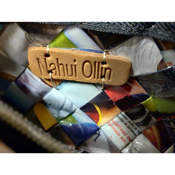 Nahui Ollin Wrislet New Zipper Closure - Picture 2 of 4